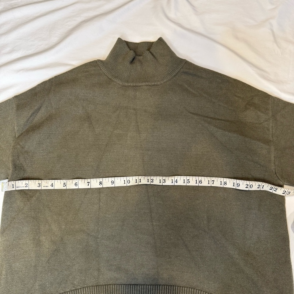 Oak and fort green turtleneck sweater - Picture 6 of 9